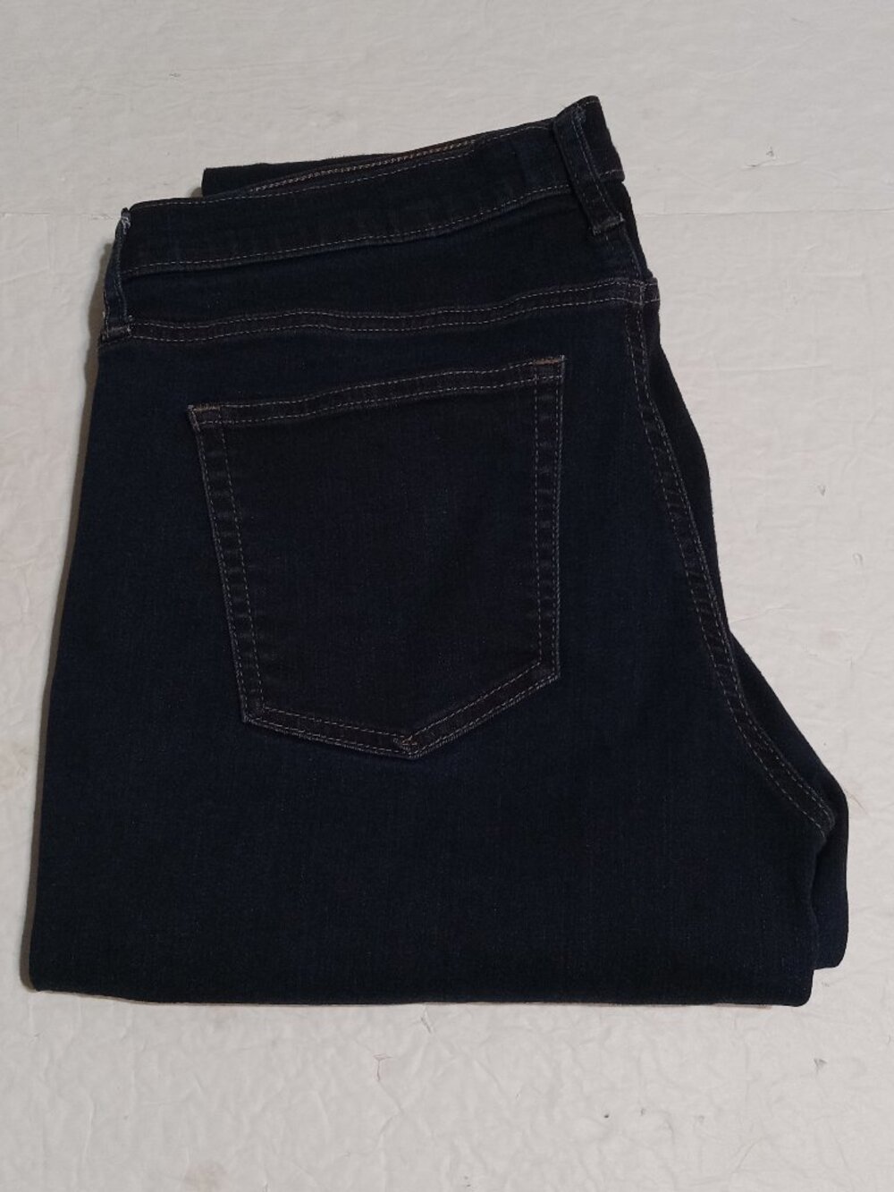 GAP Women's Stretch Straight Leg Jeans 32 Tall 101233-00